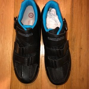 New Shimano Cycling Shoes. Sz 42 Black and Blue